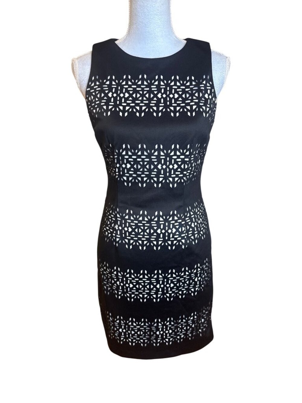 White House Black Market Size 2 Black Geo Jacquard Bodycon Sheath Mini Dress